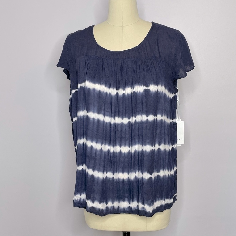 Vicinity Short Sleeve Tie Dye Top- Navy L